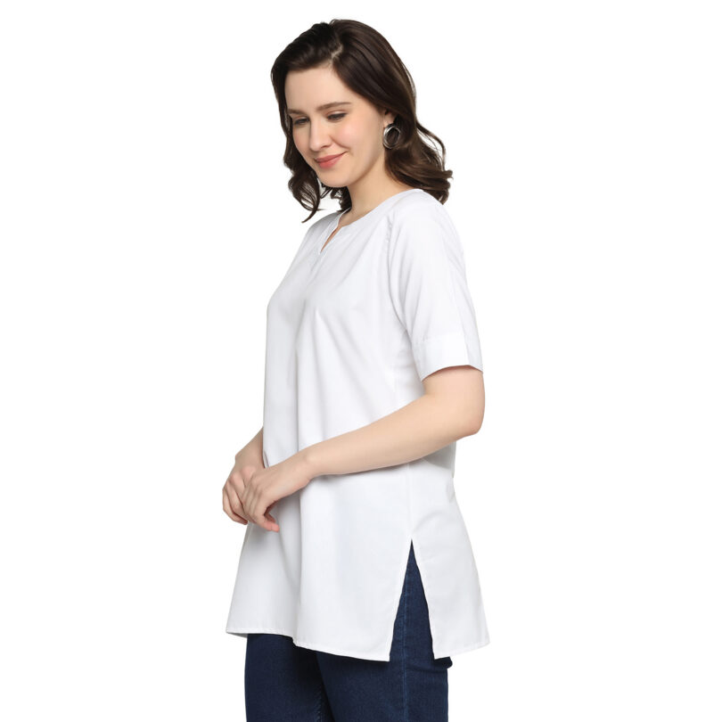 WOMEN SHORT KURTA  IN WHITE WITH OVAL NECK - Image 3